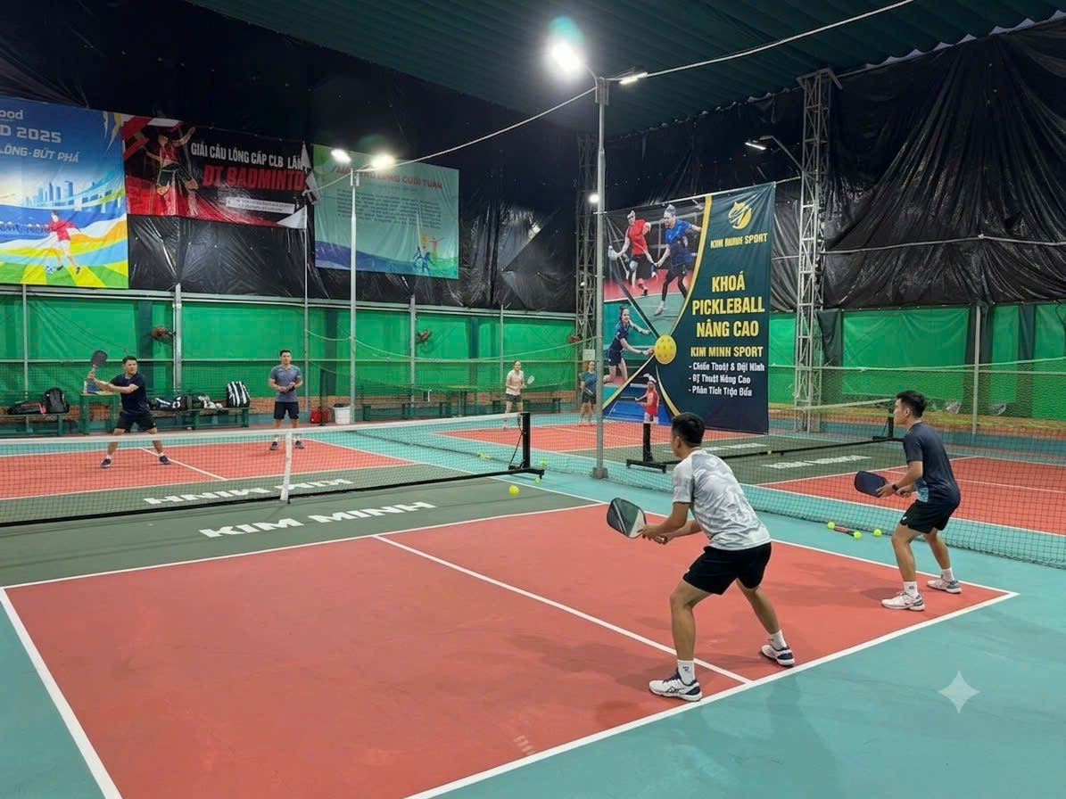 ALT: Trải nghiệm sinh hoạt CLB Pickleball Kim Minh dành cho cả gia đình