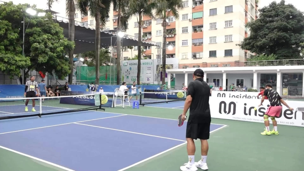 Pickleball Cho Dân Văn Phòng: Giải Pháp Giảm Căng Thẳng & Đột Phá Vóc Dáng